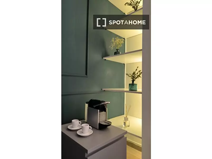 Immagine 14 di Ufficio in affitto  in Piazza Addis Abeba a Roma