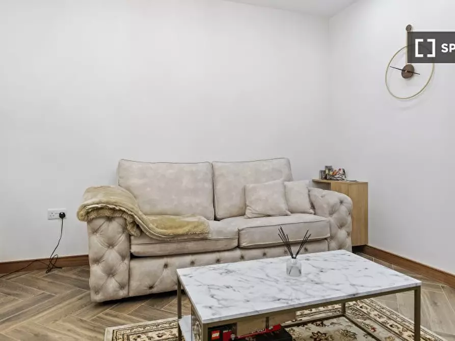 Immagine 6 di Appartamento in affitto  in Stonebridge Rd a Tottenham