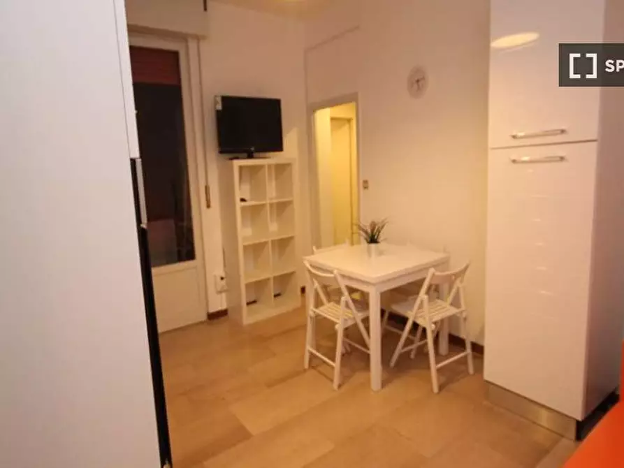 Immagine 13 di Camera condivisa in affitto  in Via Salvatore Barzilai a Milano