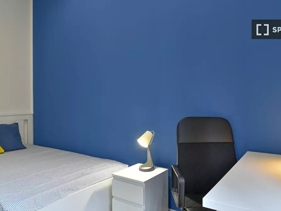 Immagine 4 di Camera condivisa in affitto  in Via Cesana a Torino