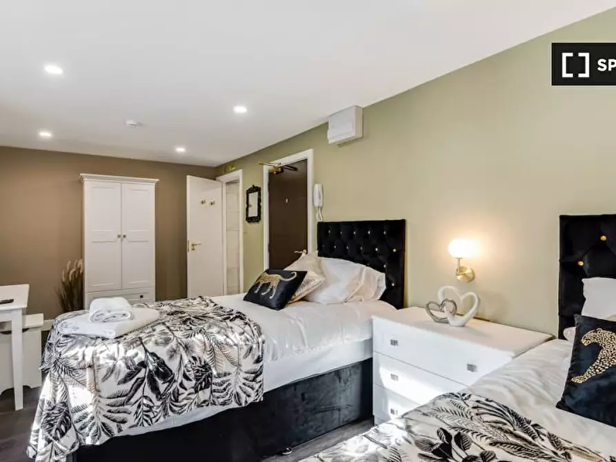 Immagine 9 di Ufficio in affitto  in Flat 25 High Rd a Tottenham