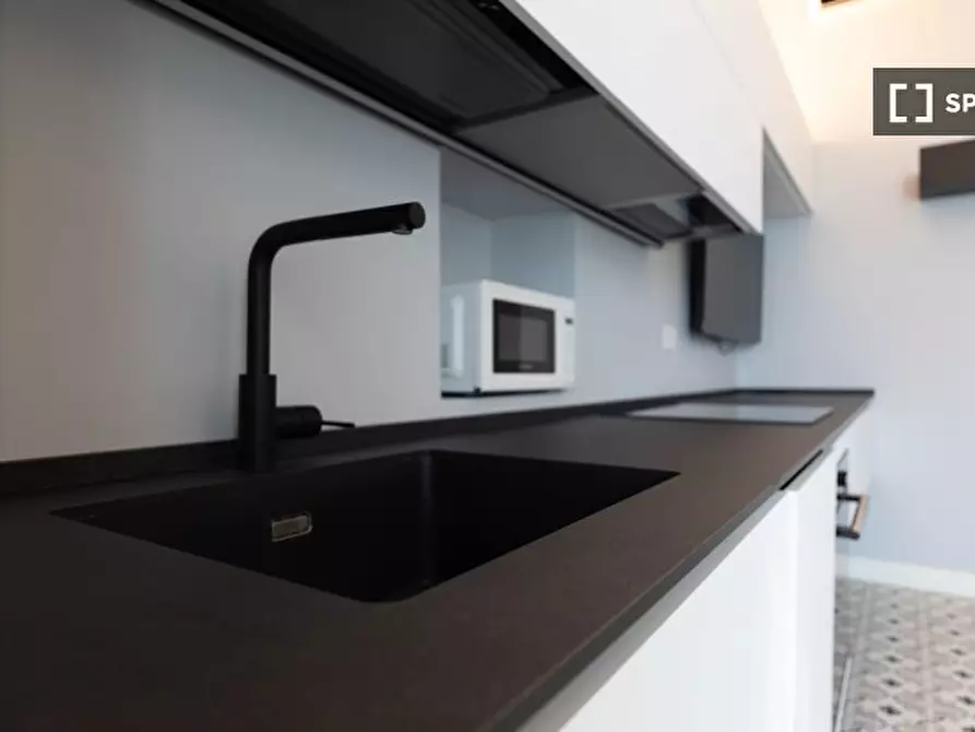 Immagine 9 di Camera condivisa in affitto  in Corso Duca degli Abruzzi a Torino