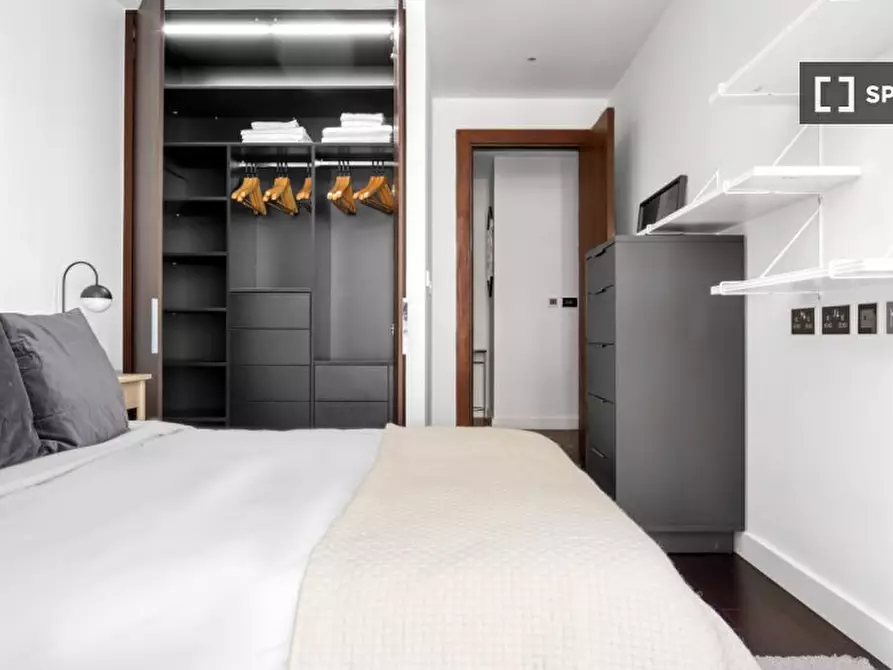 Immagine 13 di Appartamento in affitto  in Ponton Rd a Wandsworth