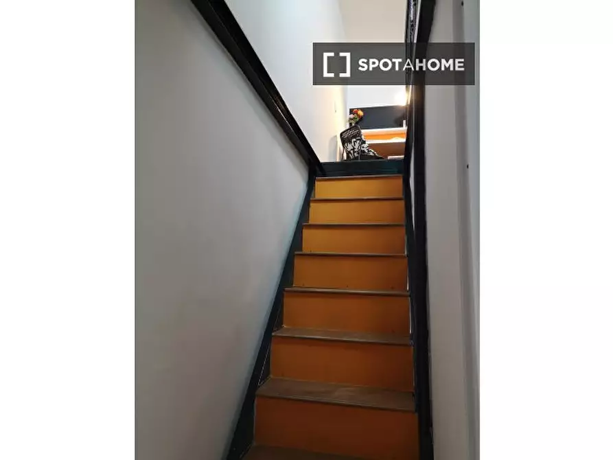 Immagine 2 di Camera condivisa in affitto  in Via Francesco Saverio Correra int. 15 a Napoli