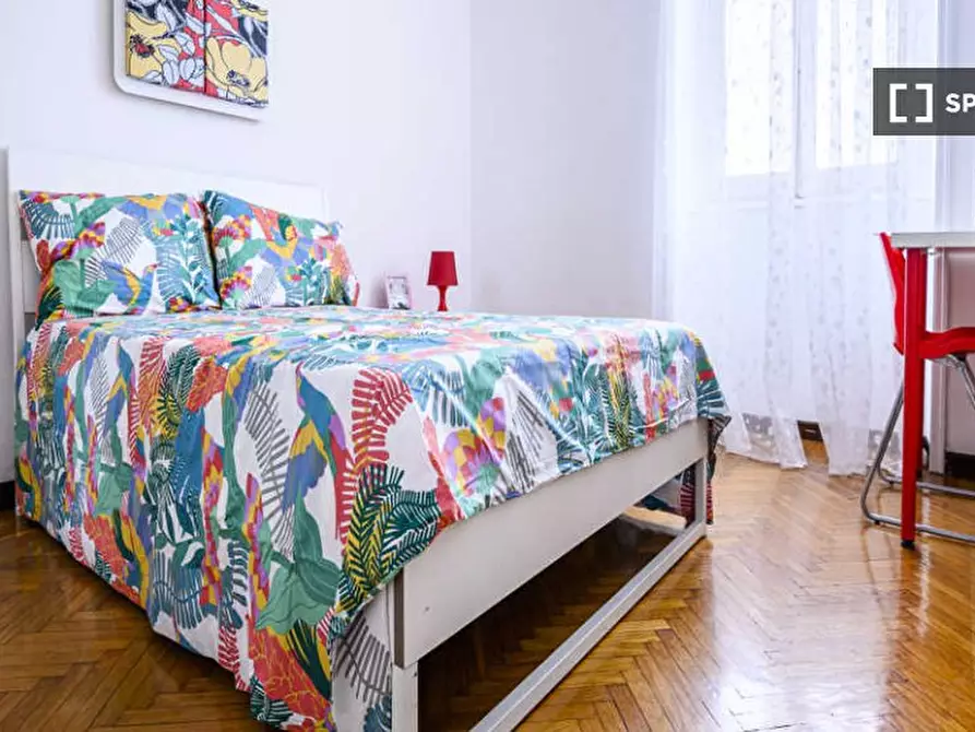 Immagine 1 di Camera condivisa in affitto  in Via Valenza a Milano