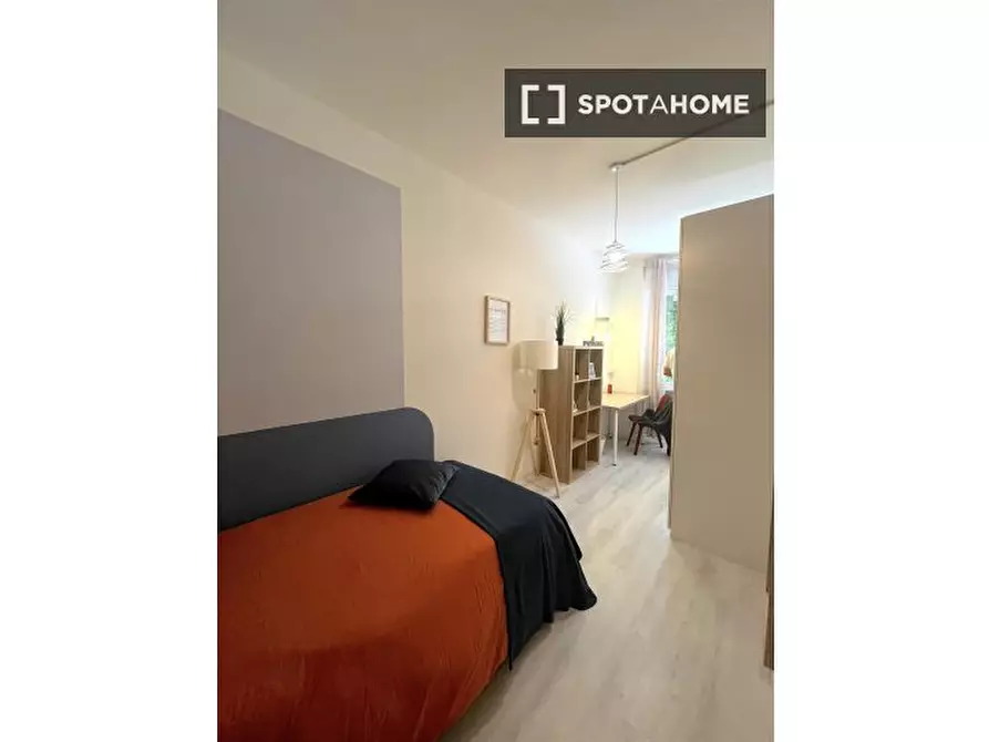 Immagine 3 di Camera condivisa in affitto  in Marsala a Trento