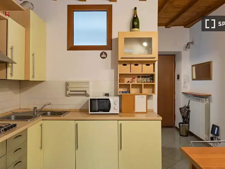 Immagine 19 di Appartamento in affitto  in Via Ascanio Sforza a Milano