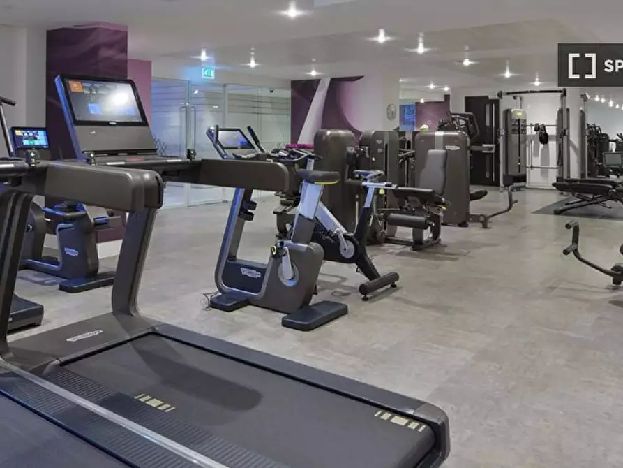 Immagine 18 di Appartamento in affitto  in Radnor Terrace a Hammersmith