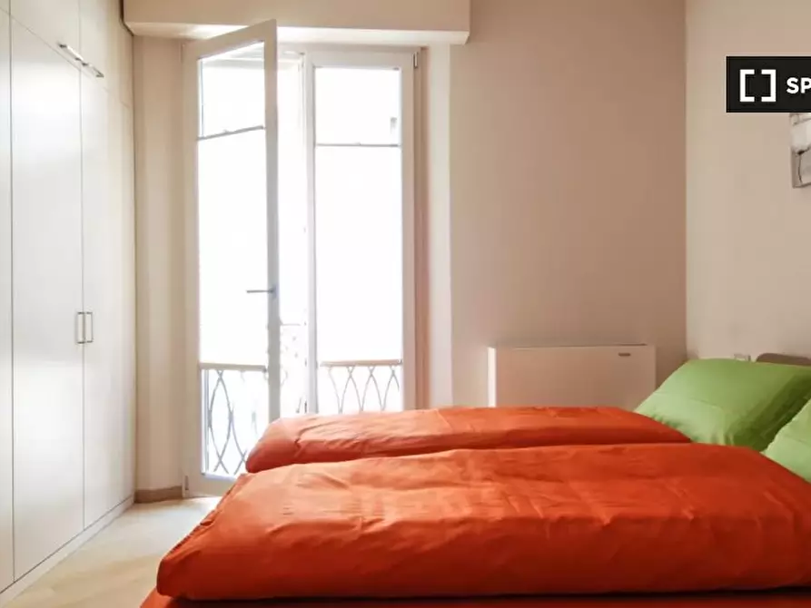 Immagine 11 di Appartamento in affitto  in Via Rizzoli a Bologna