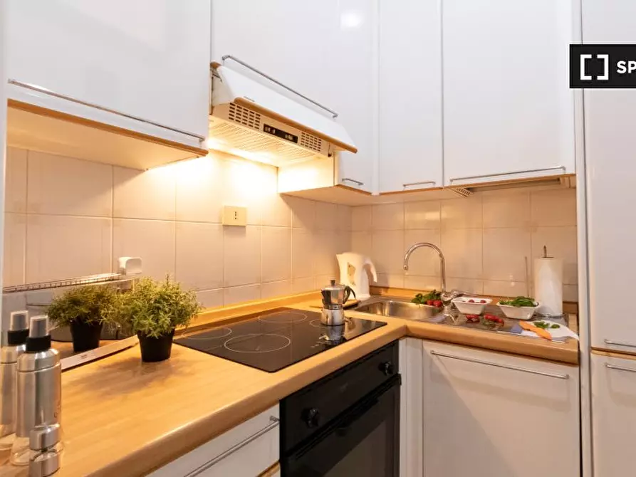 Immagine 9 di Appartamento in affitto  in Via Sardegna a Roma