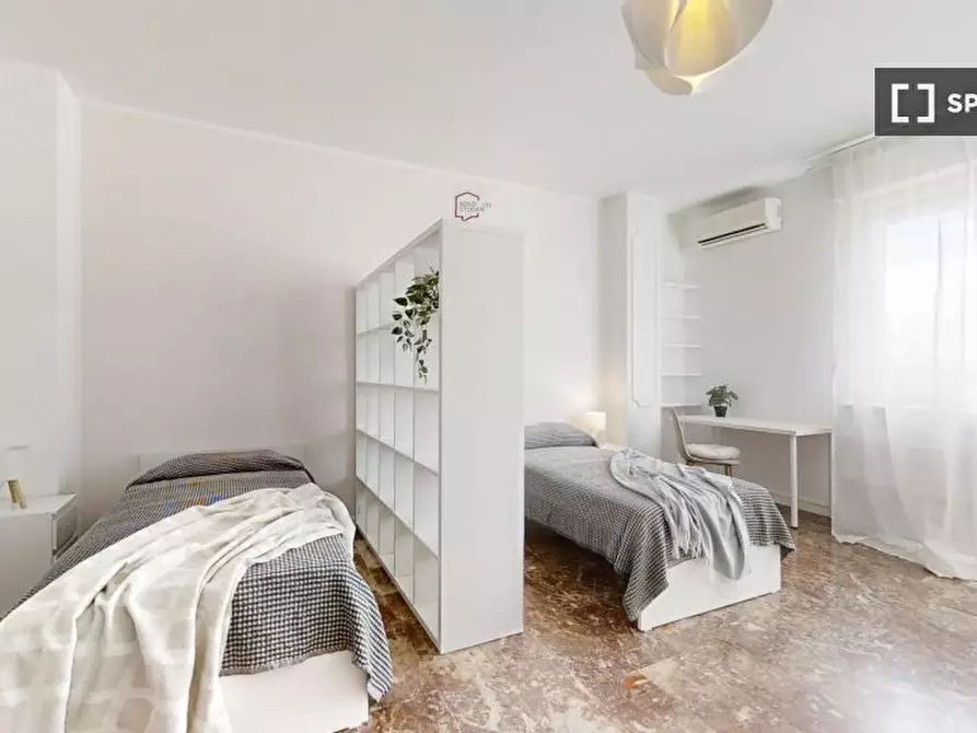 Immagine 3 di Camera condivisa in affitto  in VIA tirana a Padova