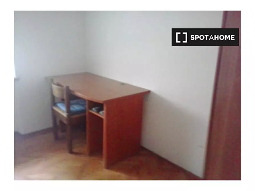 Immagine 2 di Camera condivisa in affitto  in Via Gian Domenico Romagnosi a Trento