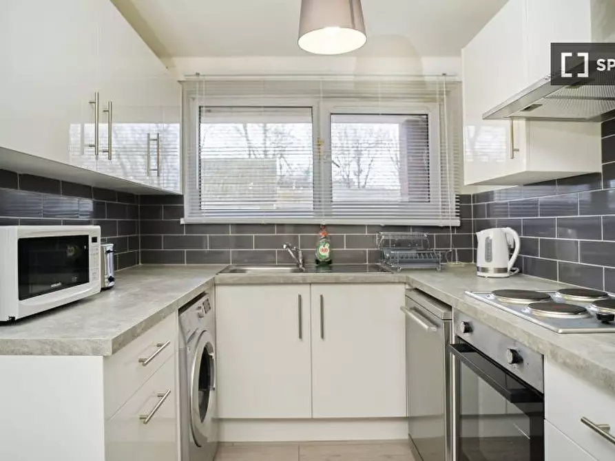 Immagine 8 di Camera condivisa in affitto  in Ollerton Grn a Poplar