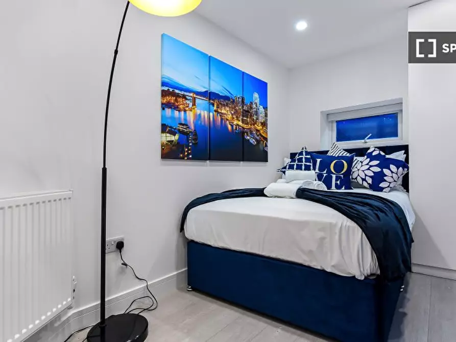 Immagine 3 di Appartamento in affitto  in flat a Tottenham