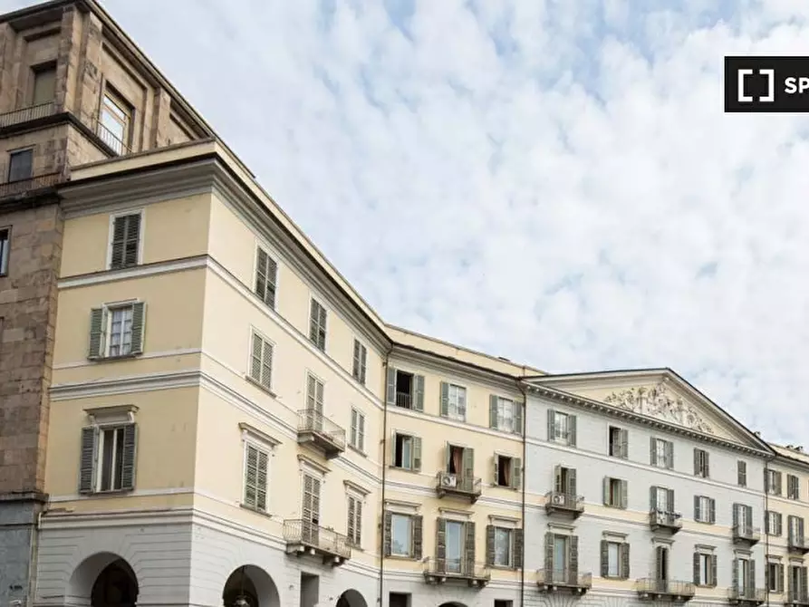Immagine 12 di Appartamento in affitto  in Piazza Carlo Felice a Torino