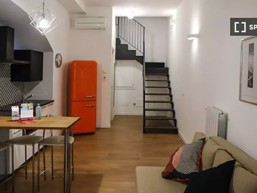 Immagine 1 di Appartamento in affitto  in Vico SS. Filippo e Giacomo a Napoli