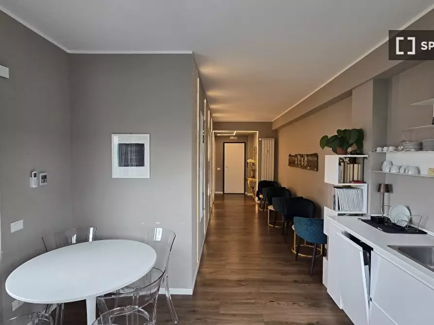 Immagine 18 di Camera condivisa in affitto  in Via Nicolò da Pistoia a Roma