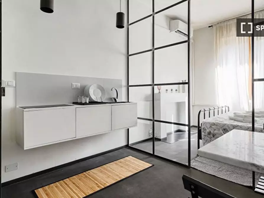 Immagine 2 di Appartamento in affitto  in Via Giovanni Battista Sammartini a Milano