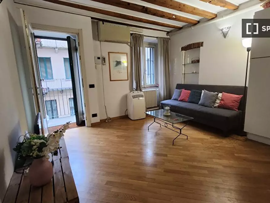 Immagine 10 di Appartamento in affitto  in Via Vigevano a Milano