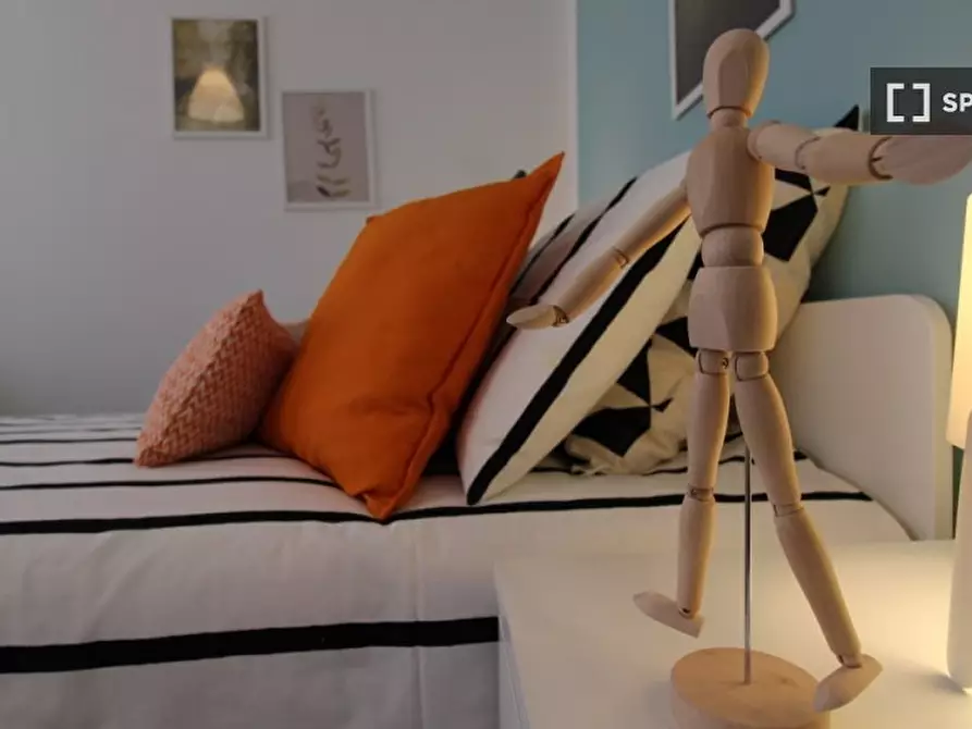 Immagine 4 di Camera condivisa in affitto  in Piave a Brescia