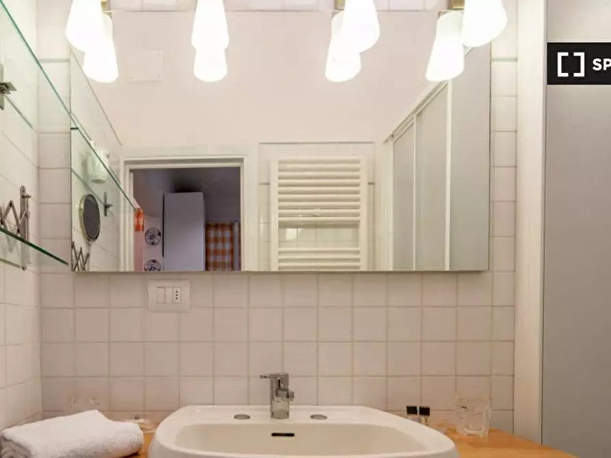 Immagine 11 di Appartamento in affitto  in Via S. Zanobi a Firenze