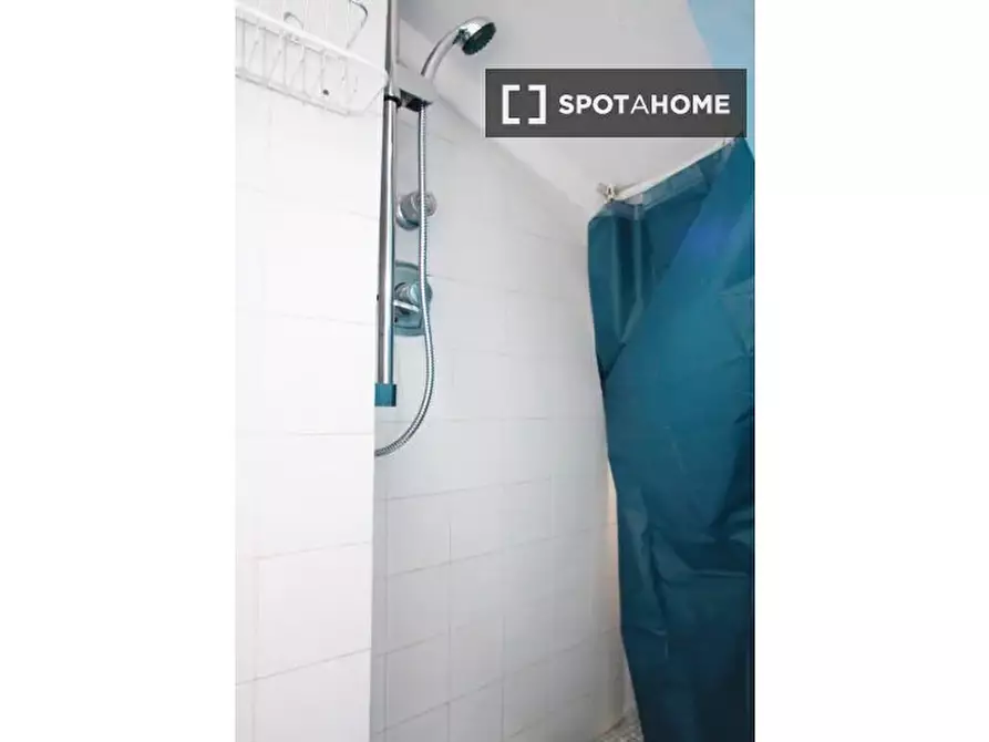 Immagine 12 di Ufficio in affitto  in Via Giuseppe Petroni a Bologna