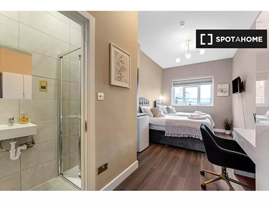 Immagine 13 di Ufficio in affitto  in Flat 25 High Rd a Tottenham