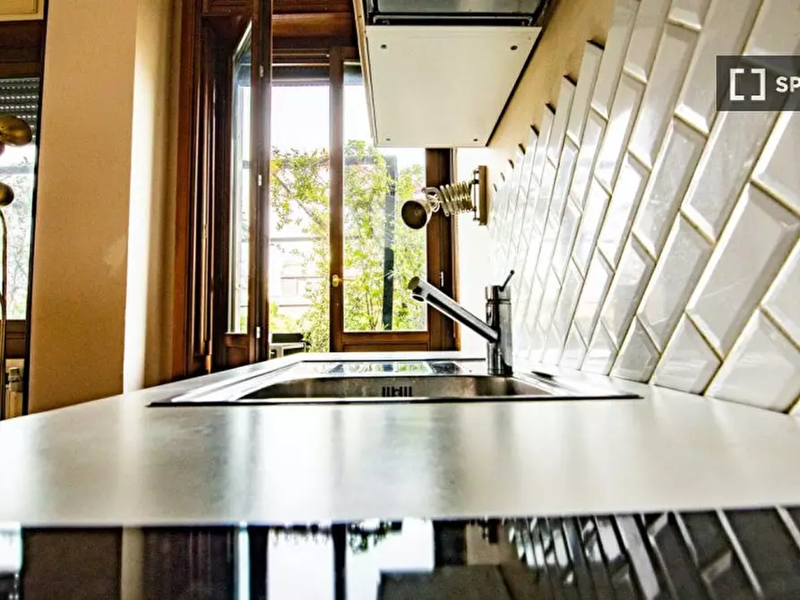 Immagine 5 di Appartamento in affitto  in Via dei Piatti a Milano