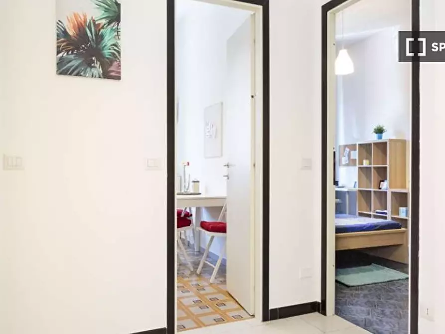 Immagine 17 di Camera condivisa in affitto  in Via Garegnano a Milano