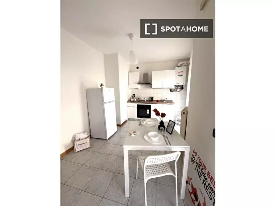 Immagine 8 di Camera condivisa in affitto  in Bolzano a Trento