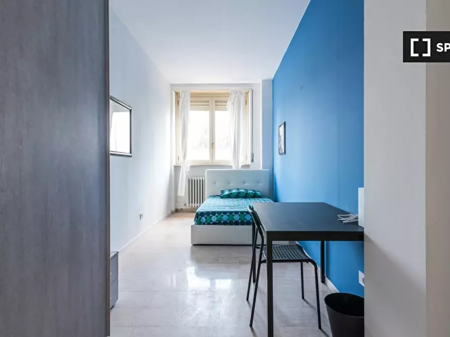 Immagine 1 di Camera condivisa in affitto  in Via Mac Mahon a Milano