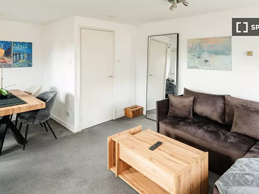 Immagine 9 di Appartamento in affitto  in Newport Court a Camden Town