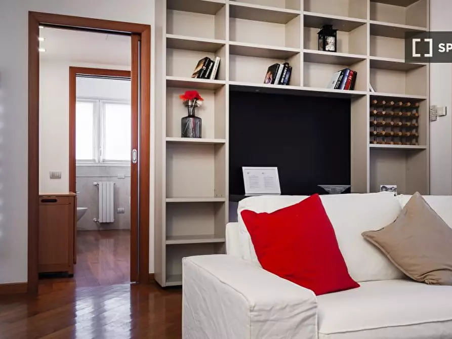 Immagine 14 di Appartamento in affitto  in Viale Piero e Alberto Pirelli a Milano