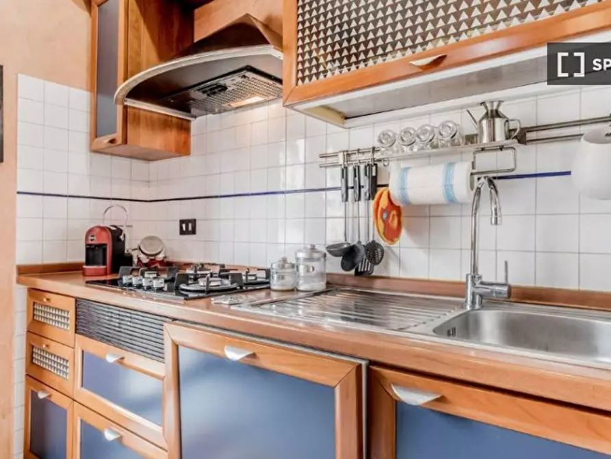 Immagine 9 di Appartamento in affitto  in Via dell'Airone a Roma