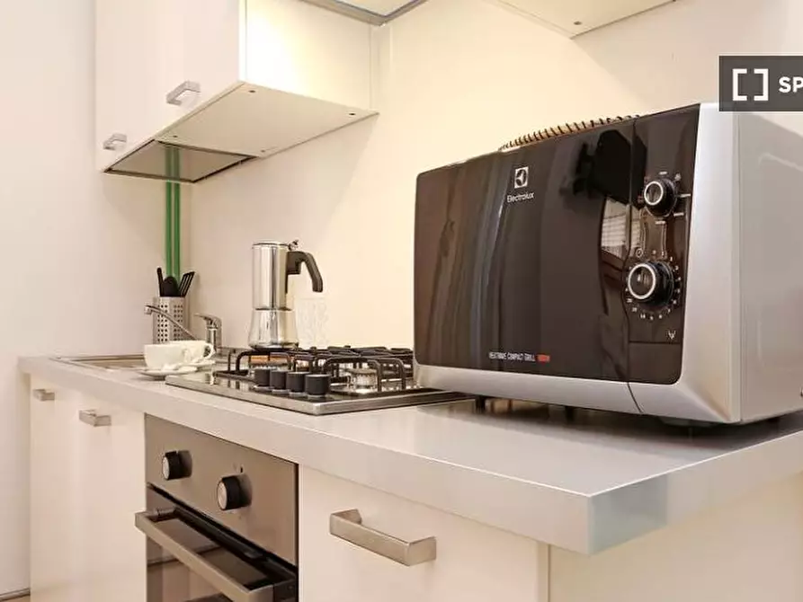 Immagine 8 di Camera condivisa in affitto  in Via della Camilluccia a Roma