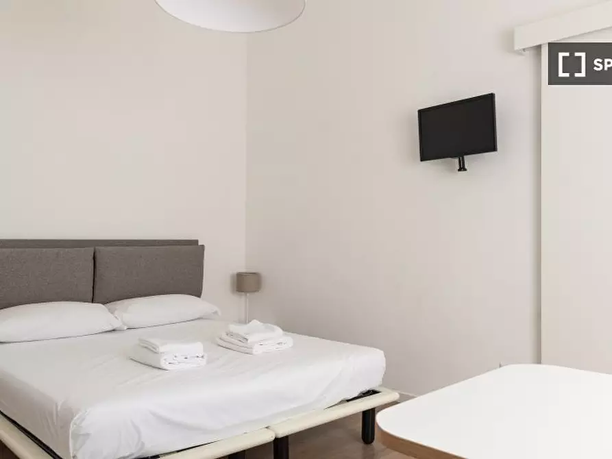 Immagine 14 di Appartamento in affitto  in Corso Garibaldi a Roma