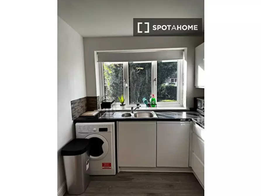 Immagine 6 di Appartamento in affitto  in Redford Close a Hounslow