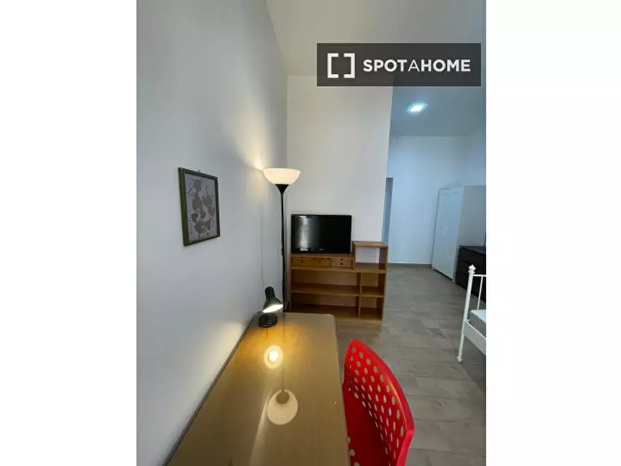 Immagine 8 di Appartamento in affitto  in Via Salaiolo All'Orte del Conte a Napoli