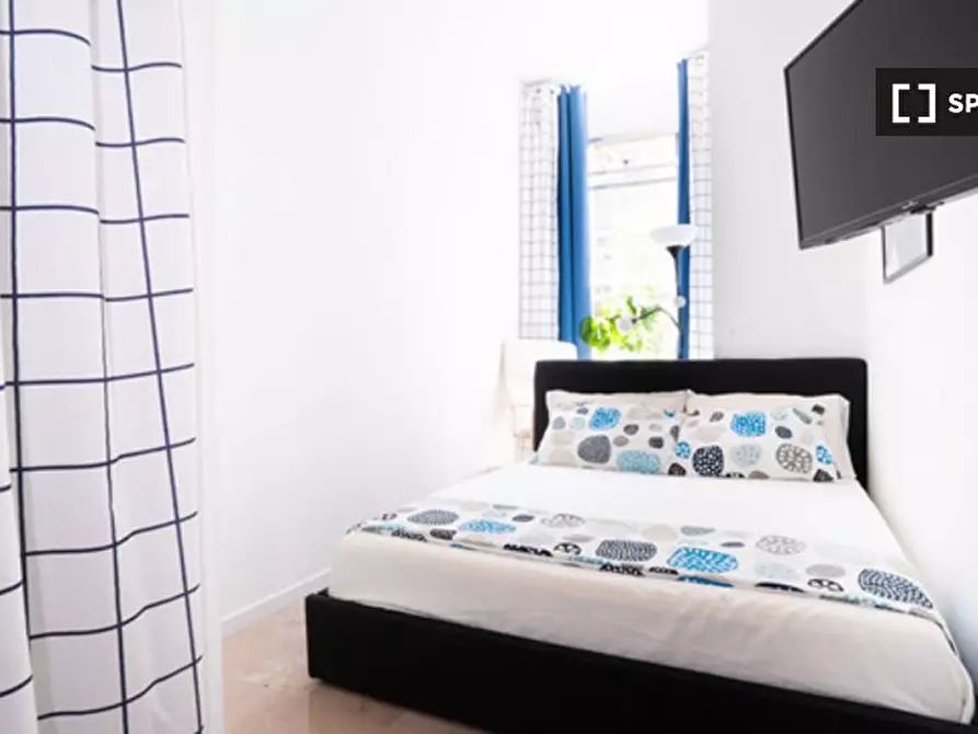 Immagine 3 di Camera condivisa in affitto  in Viale Papiniano a Milano