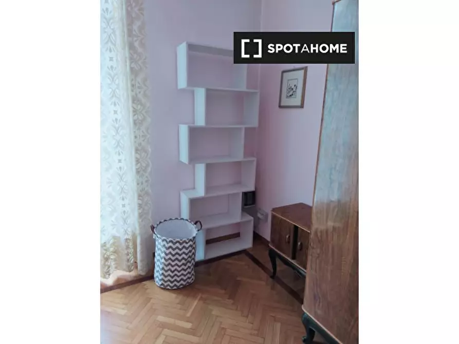 Immagine 3 di Camera condivisa in affitto  in Via Capo di Lucca a Bologna