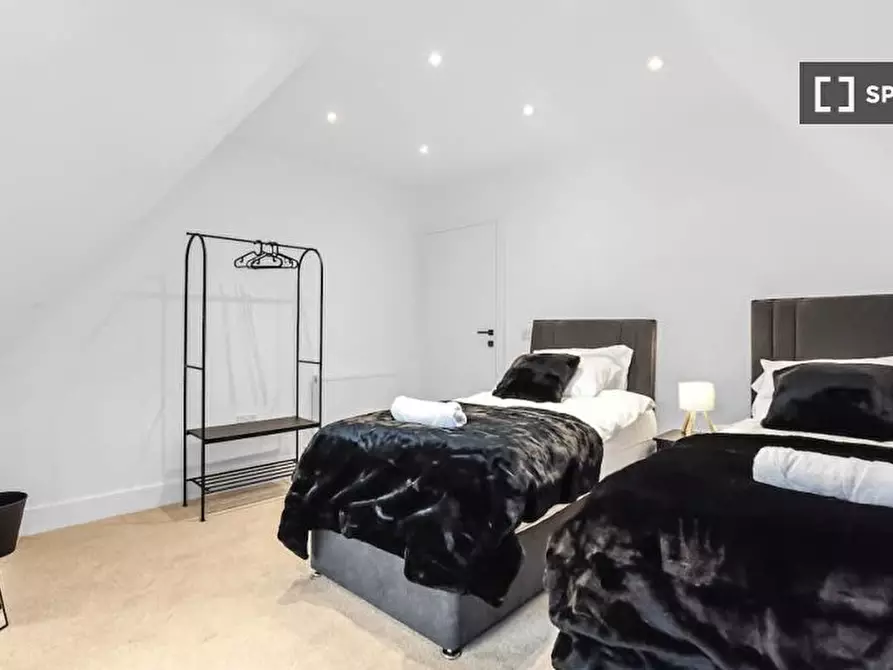 Immagine 2 di Appartamento in affitto  in Vincent Rd a Croydon