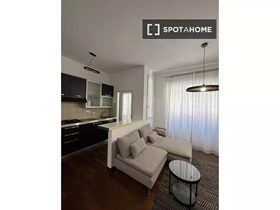 Immagine 6 di Appartamento in affitto  in Via Muzio Attendolo a Roma