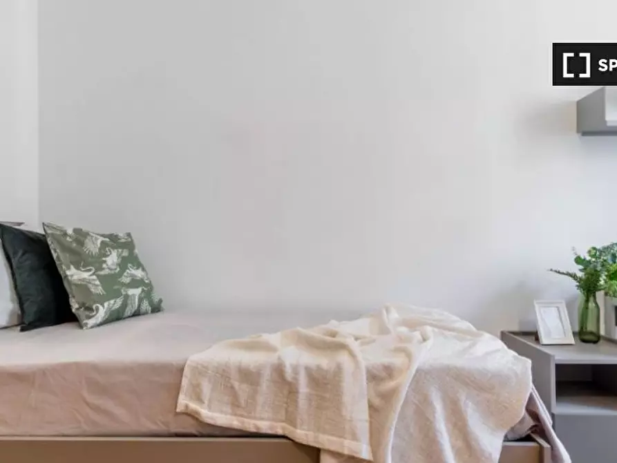 Immagine 6 di Camera condivisa in affitto  in Via Renato Fucini a Milano