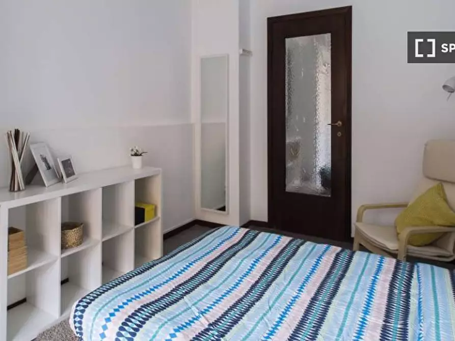 Immagine 11 di Camera condivisa in affitto  in Via Francesco Arese a Milano