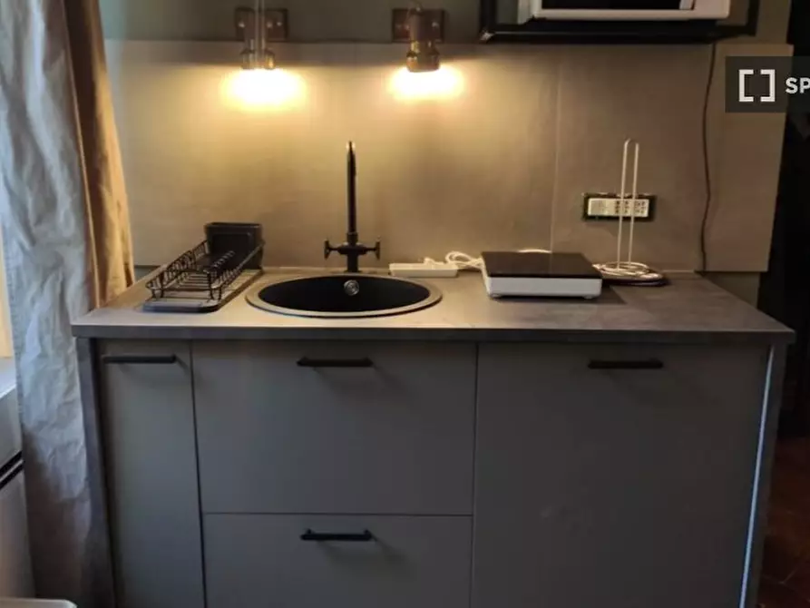 Immagine 1 di Ufficio in affitto  in Via delle Caldaie a Firenze