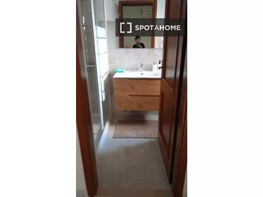 Immagine 10 di Camera condivisa in affitto  in Via Guido Castelnuovo, 00146 Roma RM, Italy a Roma