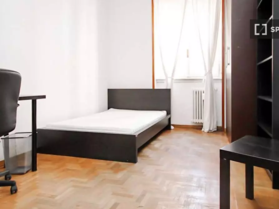 Immagine 12 di Camera condivisa in affitto  in Viale Campania a Milano