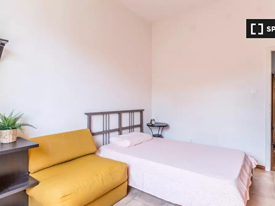 Immagine 5 di Camera condivisa in affitto  in Via Donato Creti a Bologna