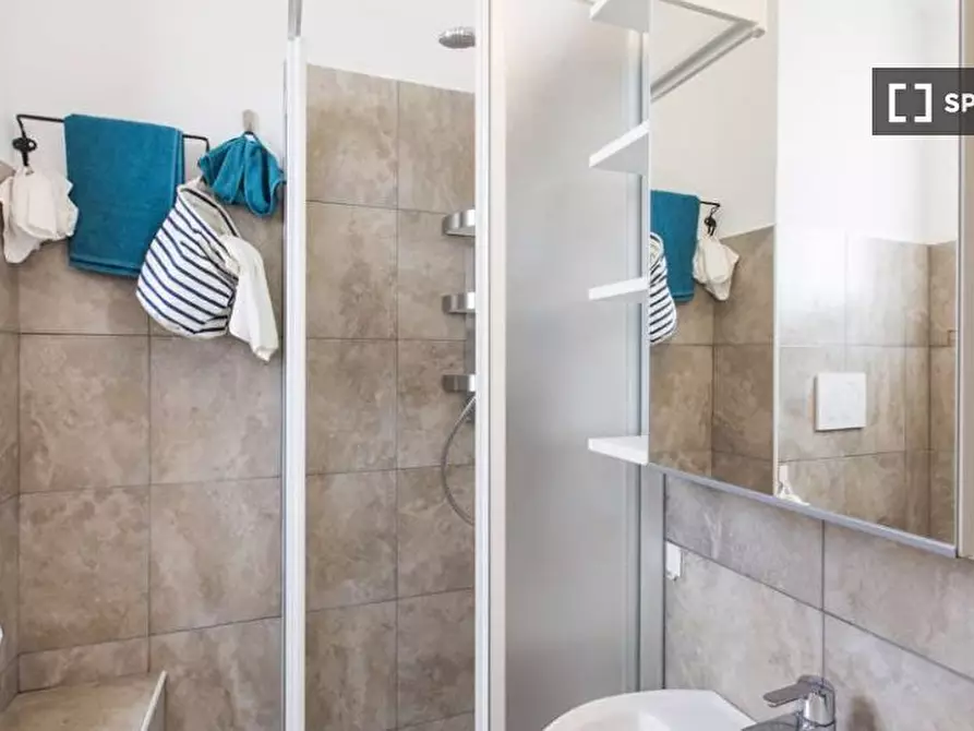 Immagine 15 di Camera condivisa in affitto  in Via Ginestre Milan a Buccinasco