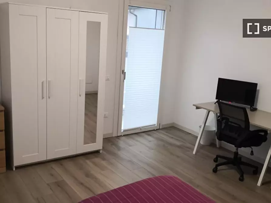 Immagine 12 di Camera condivisa in affitto  in Via Vecchia a Padova